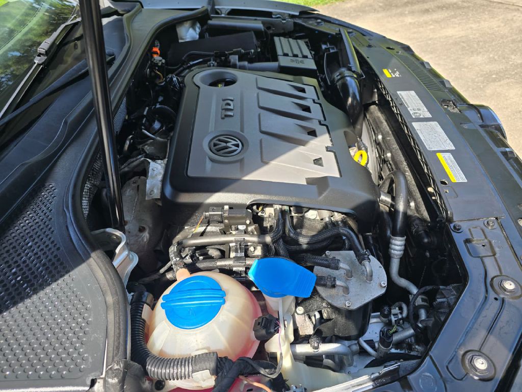 2014 Volkswagen Passat Image 27