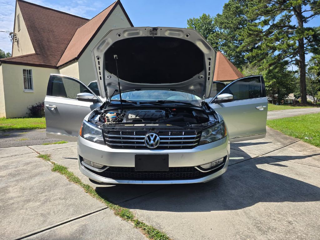 2014 Volkswagen Passat Image 31