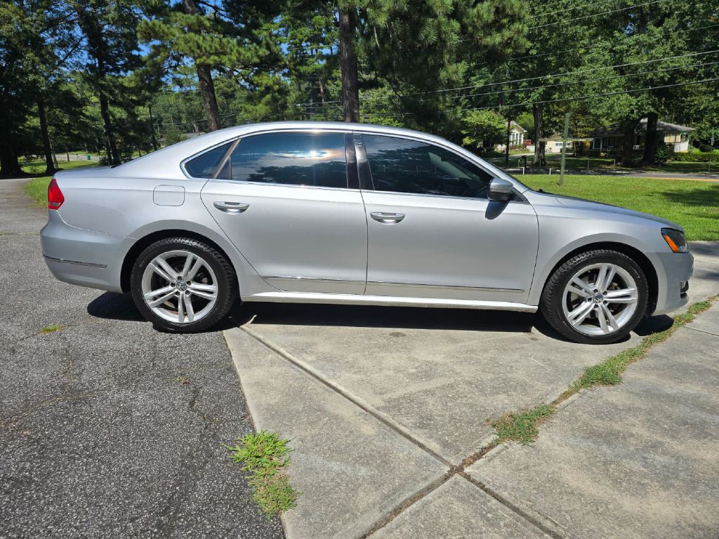 2014 Volkswagen Passat Image 33