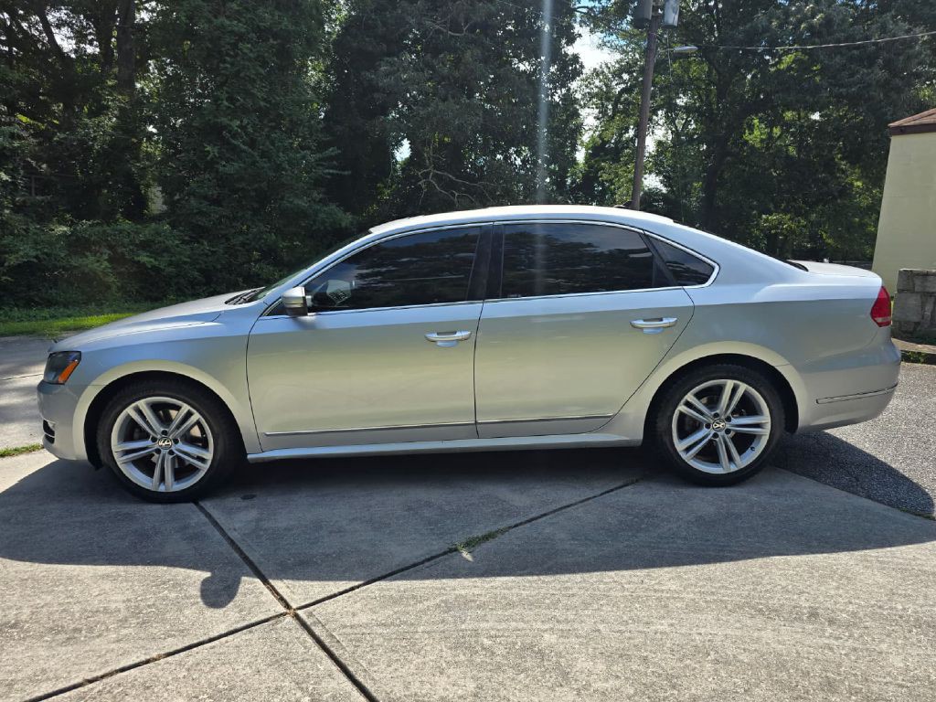 2014 Volkswagen Passat Image 34