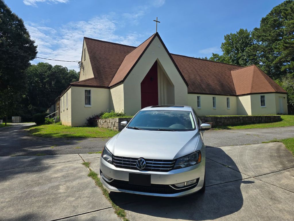 2014 Volkswagen Passat Image 37