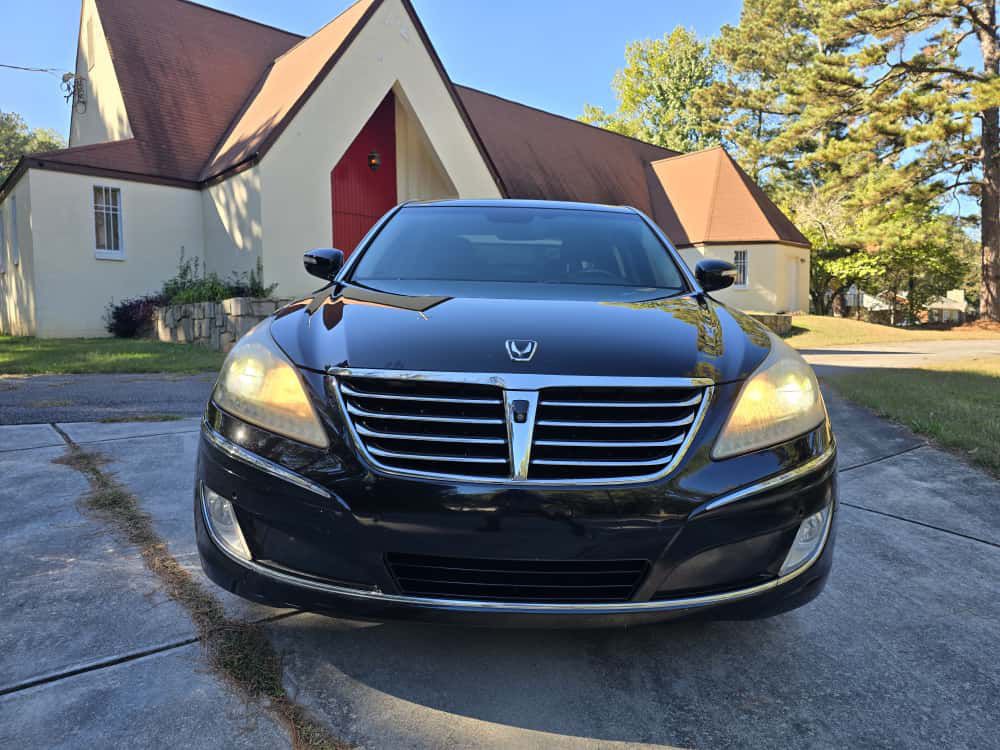 2011 Hyundai Equus Image 2