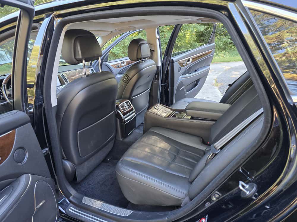 2011 Hyundai Equus Image 6