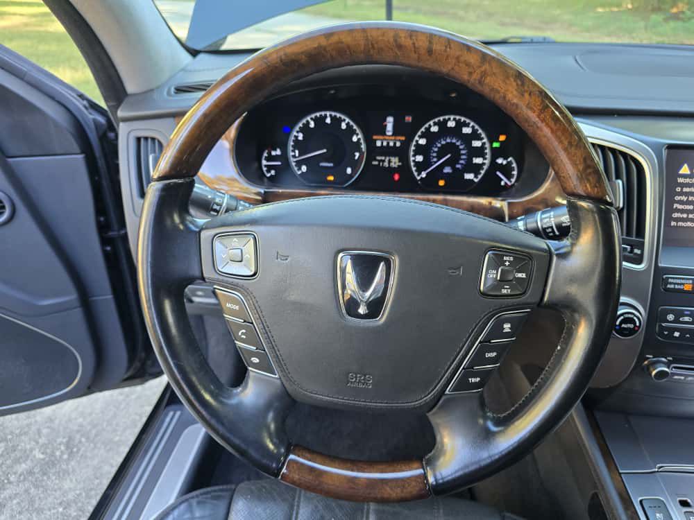 2011 Hyundai Equus Image 19