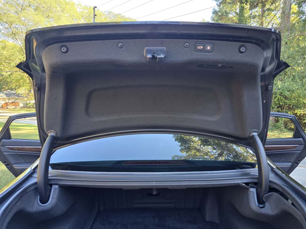 2011 Hyundai Equus Image 24