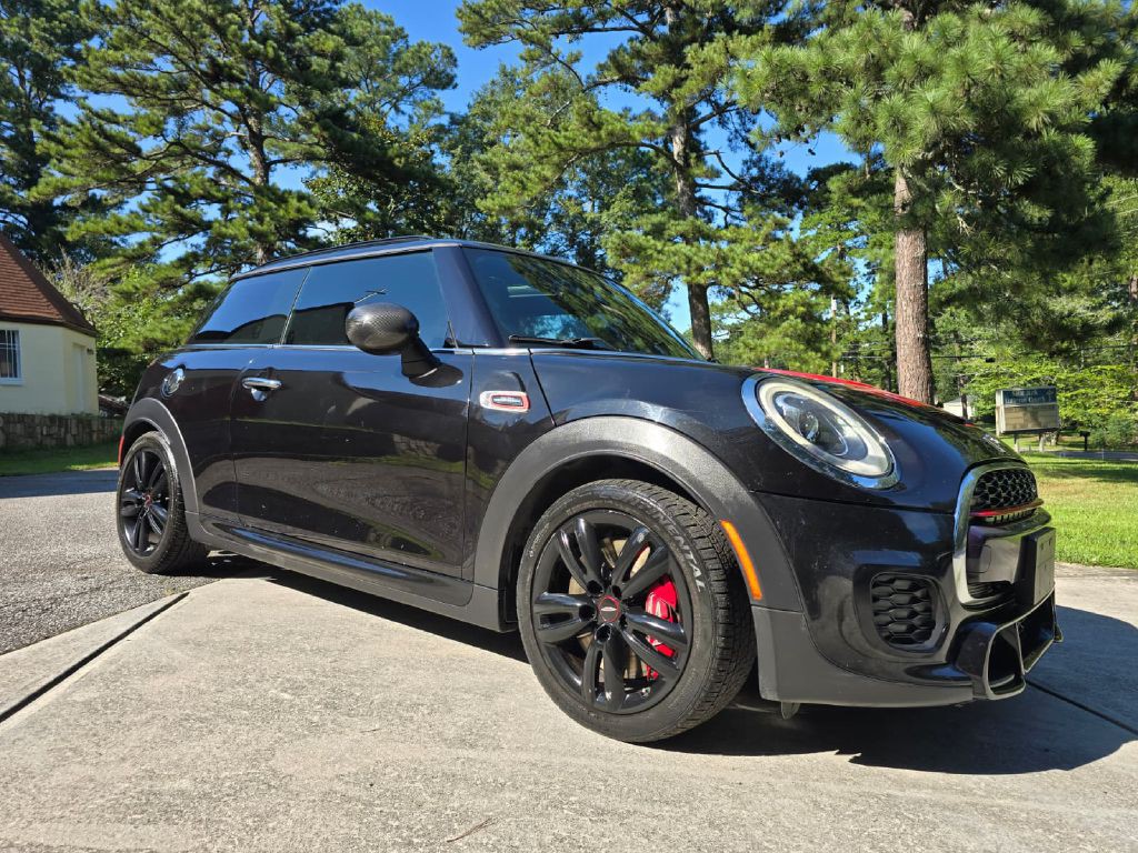 2018 MINI Cooper Image 2