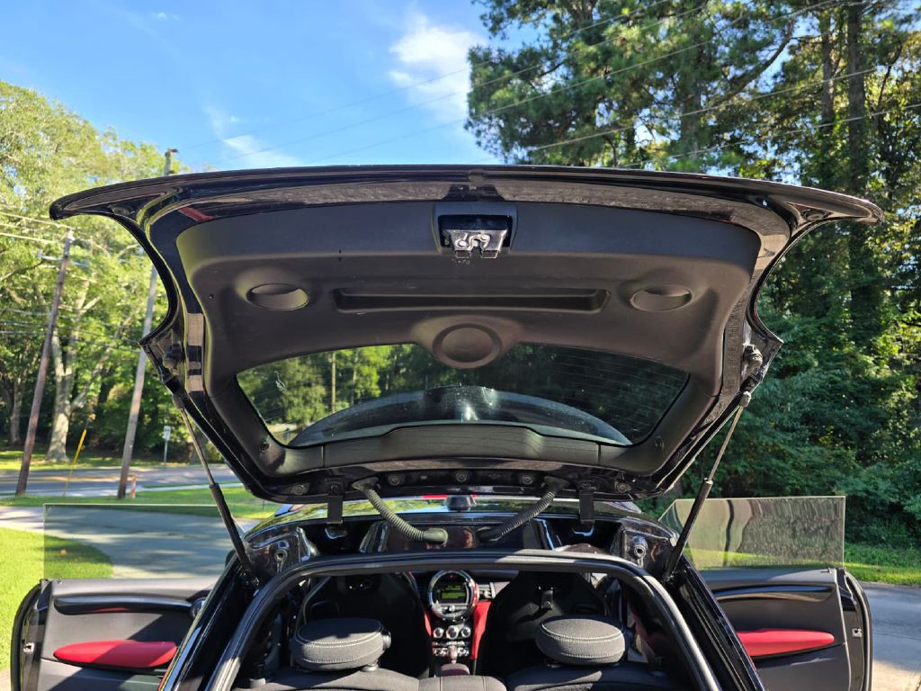 2018 MINI Cooper Image 28