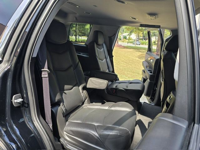 2019 Cadillac Escalade Image 6