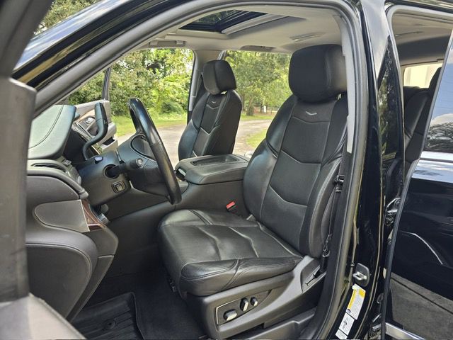 2019 Cadillac Escalade Image 8