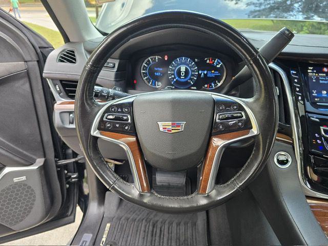2019 Cadillac Escalade Image 13