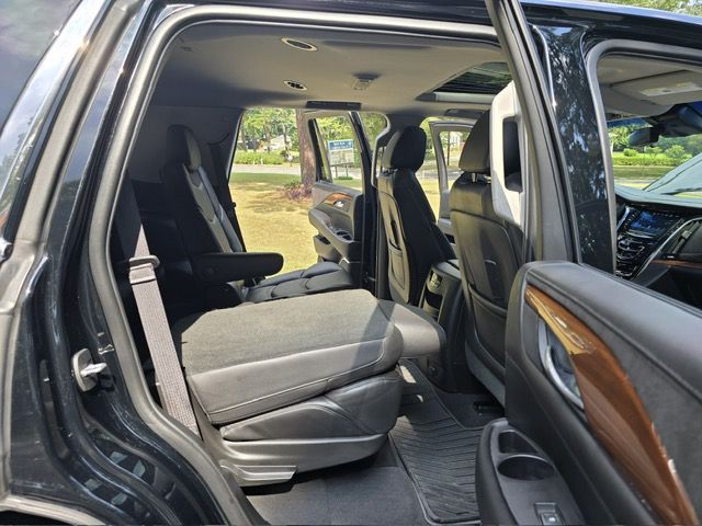2019 Cadillac Escalade Image 15
