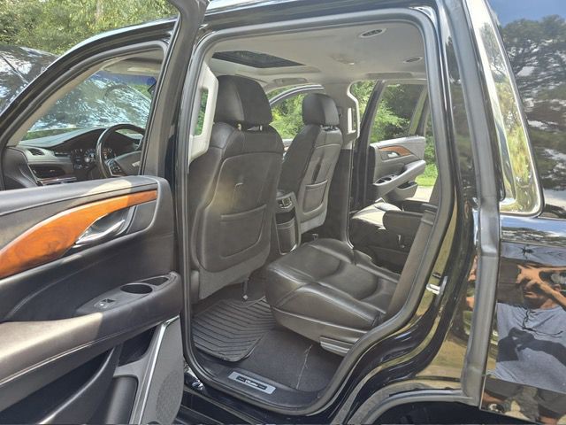 2019 Cadillac Escalade Image 22