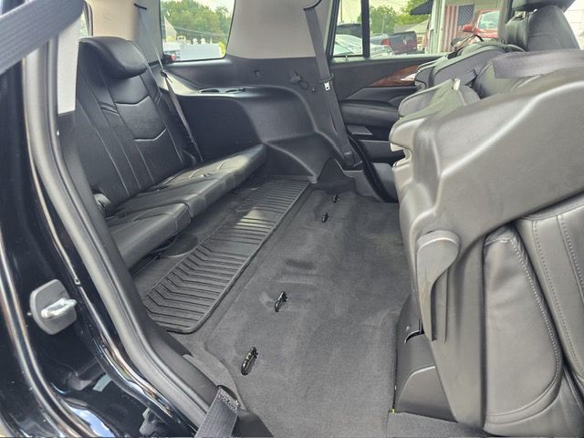 2019 Cadillac Escalade Image 35