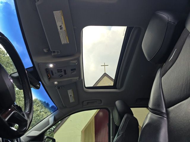 2019 Cadillac Escalade Image 37