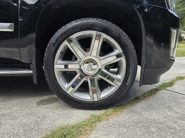 2019 Cadillac Escalade Image 43