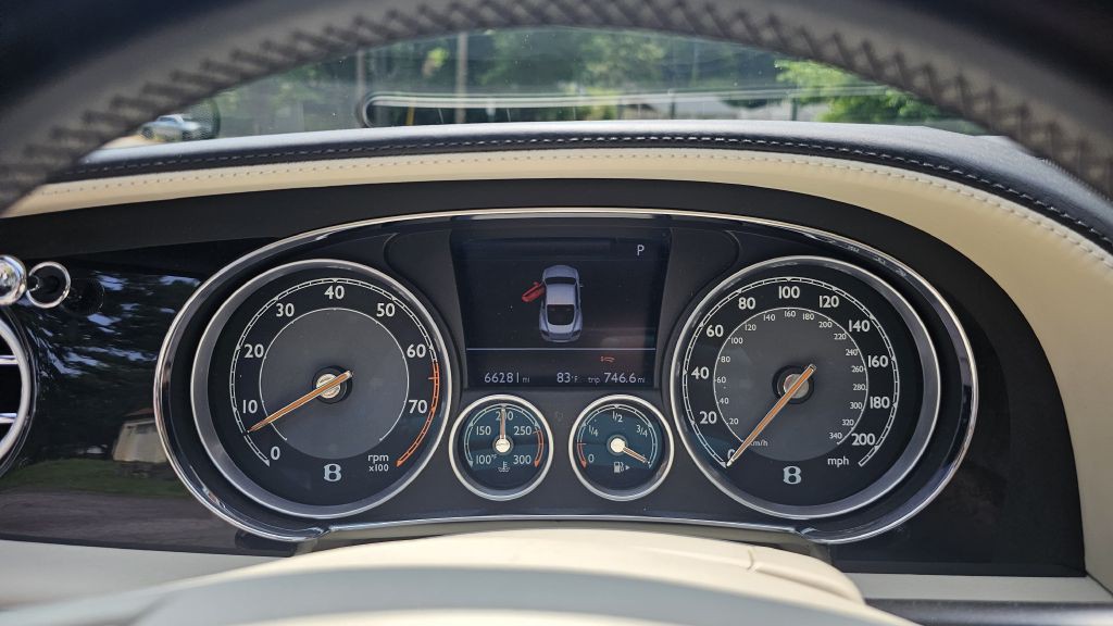2015 Bentley Continental Image 6