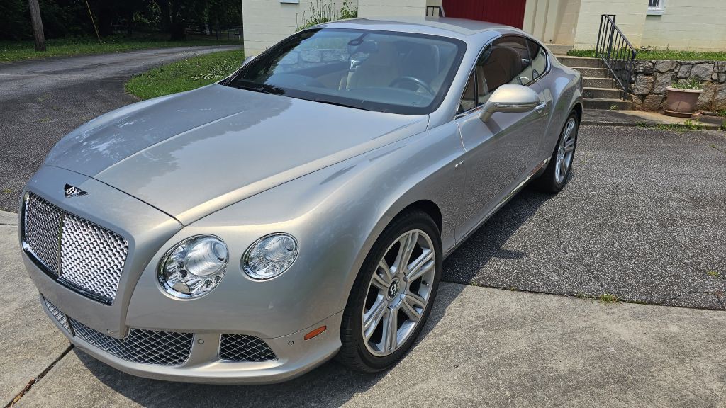 2015 Bentley Continental Image 38