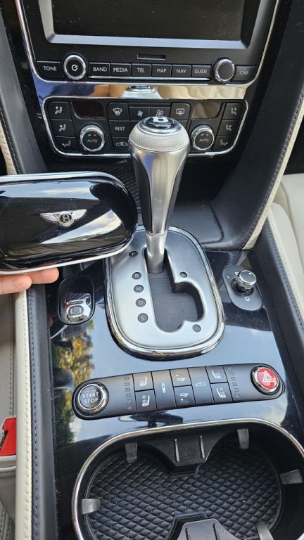 2015 Bentley Continental Image 54