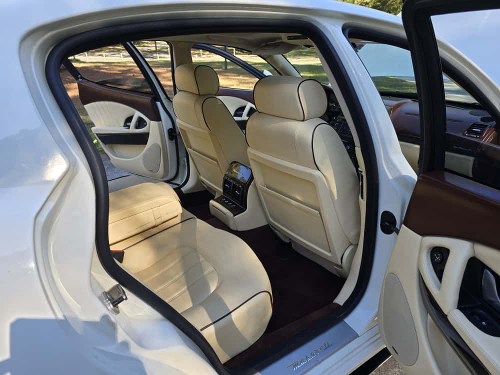 2011 Maserati Quattroporte Image 26