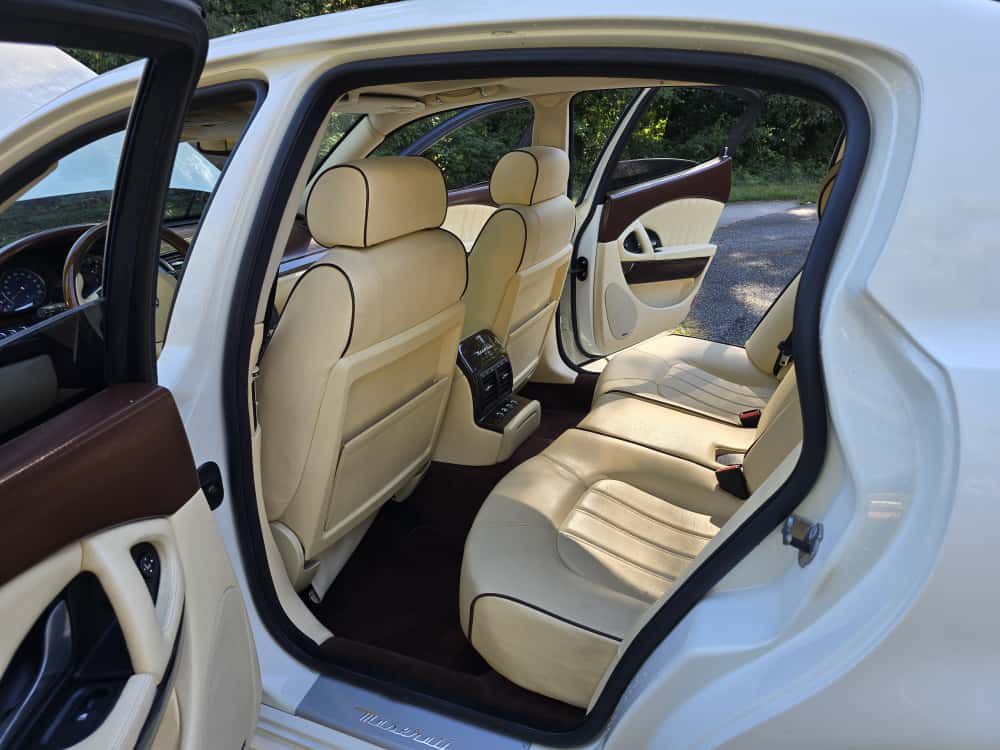 2011 Maserati Quattroporte Image 31