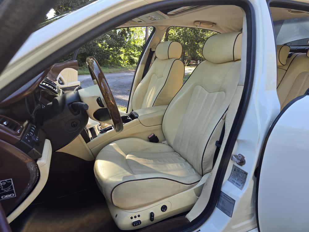 2011 Maserati Quattroporte Image 32