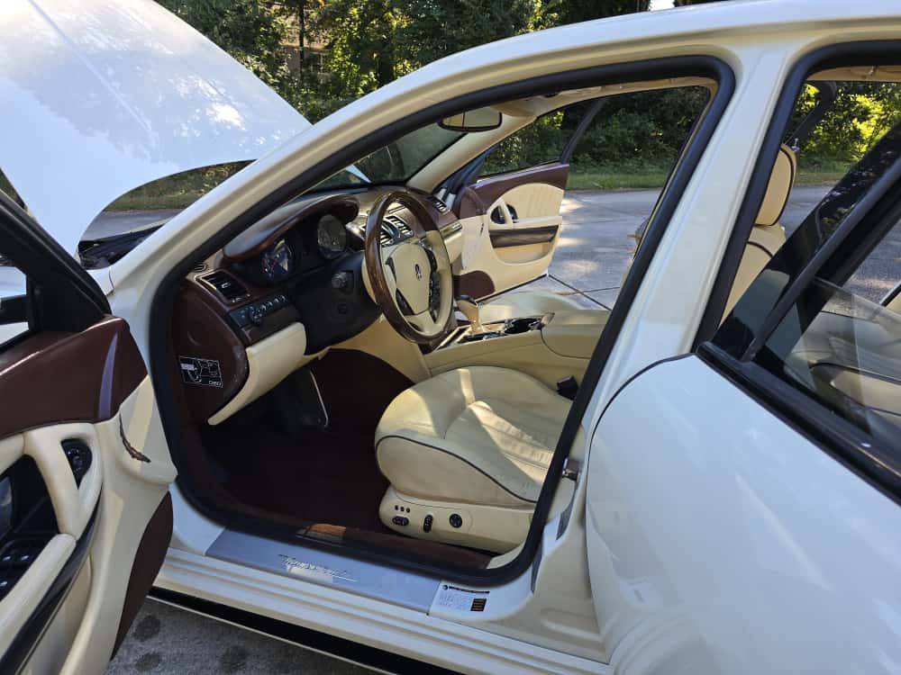 2011 Maserati Quattroporte Image 33