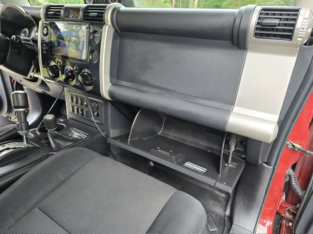2008 Toyota FJ Cruiser Image 21