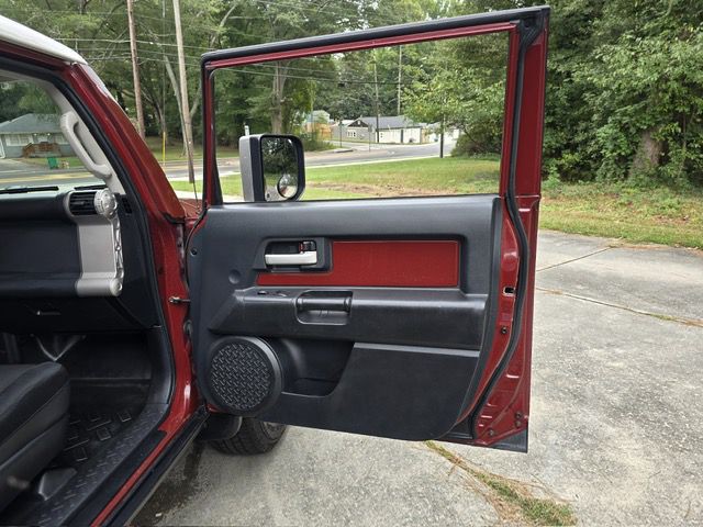 2008 Toyota FJ Cruiser Image 23