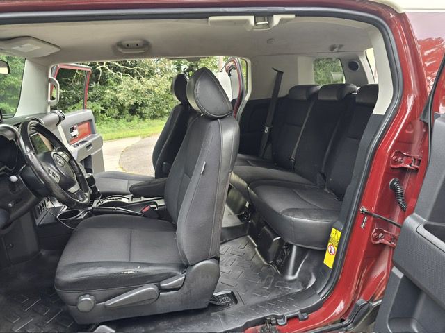 2008 Toyota FJ Cruiser Image 28