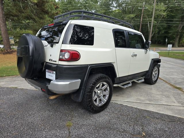 2014 Toyota FJ Cruiser Image 3