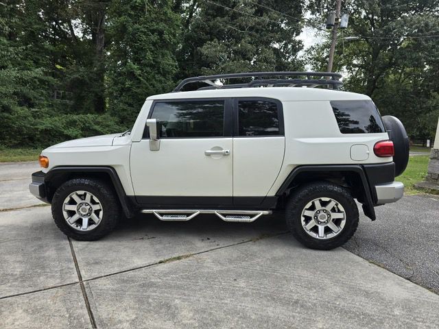2014 Toyota FJ Cruiser Image 4