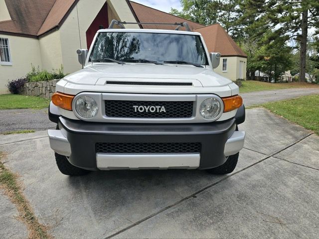 2014 Toyota FJ Cruiser Image 40