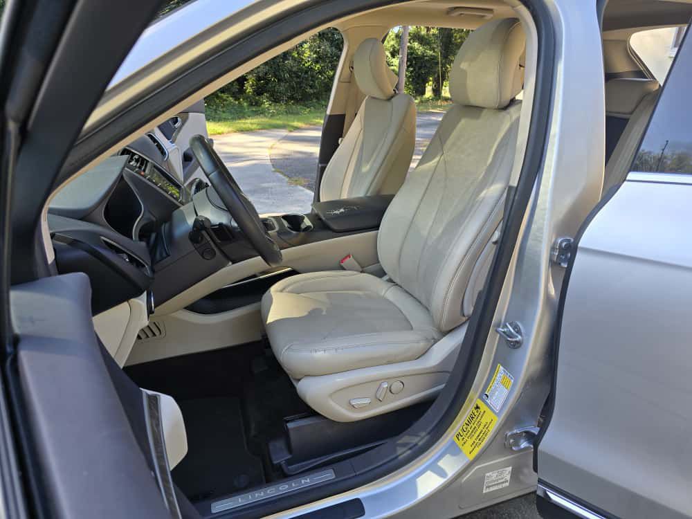 2017 Lincoln MKX Image 8