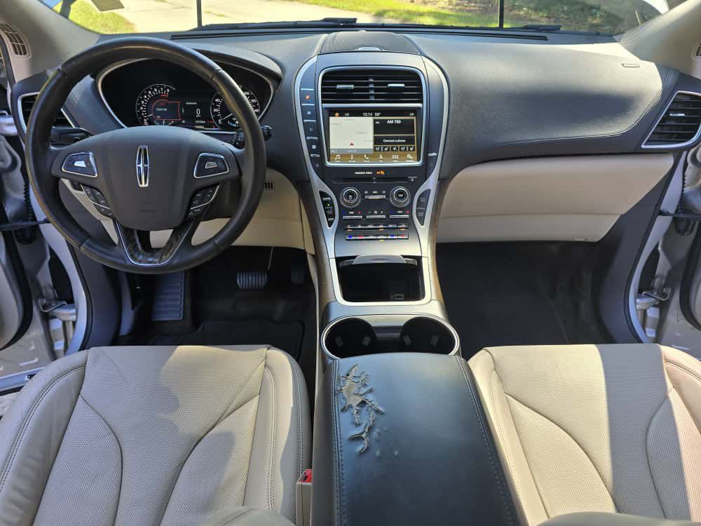 2017 Lincoln MKX Image 9