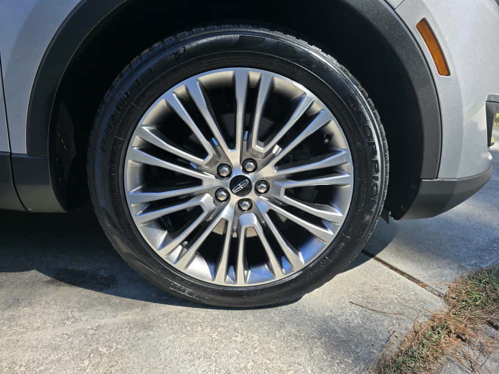 2017 Lincoln MKX Image 16