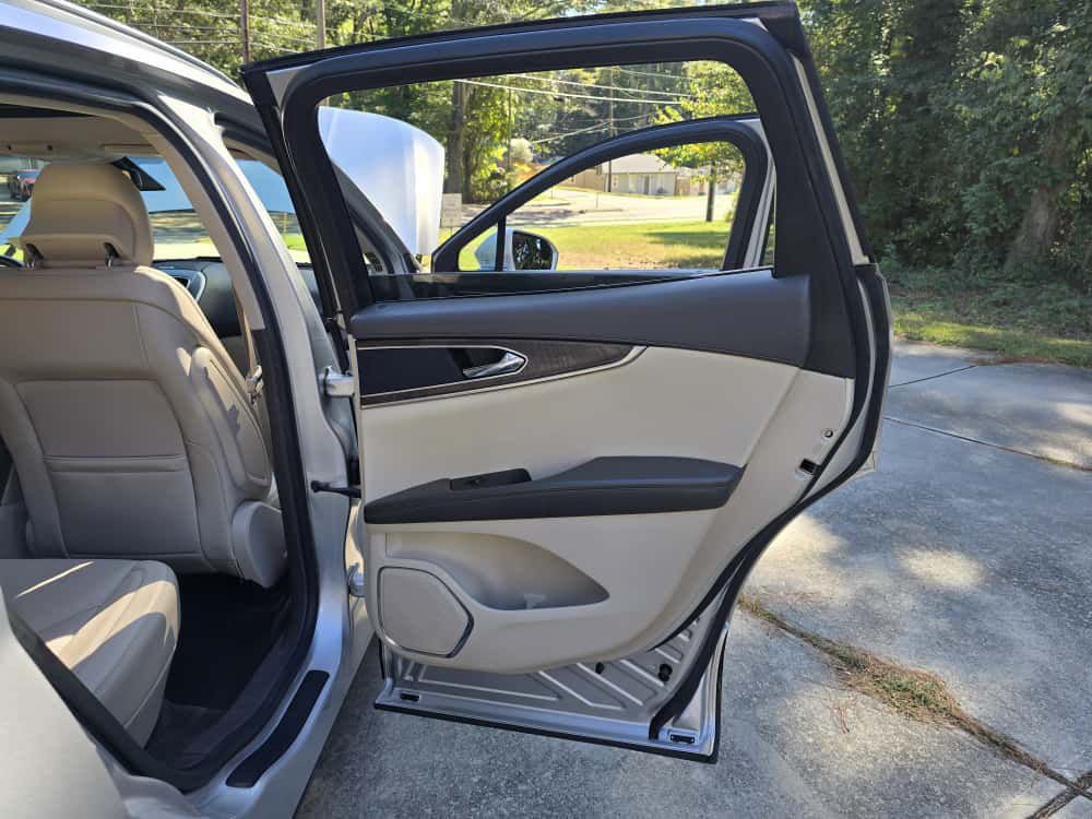 2017 Lincoln MKX Image 19