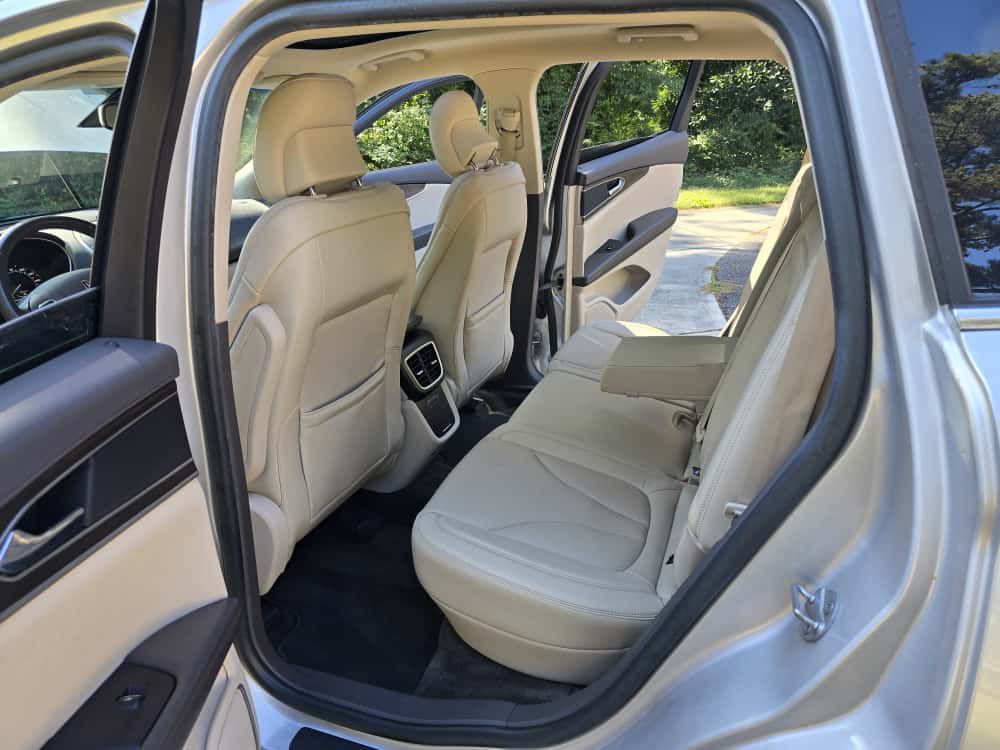 2017 Lincoln MKX Image 30