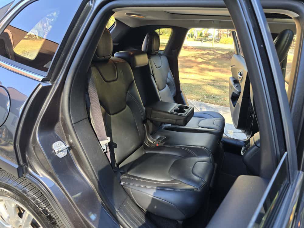 2016 Jeep Cherokee Image 6