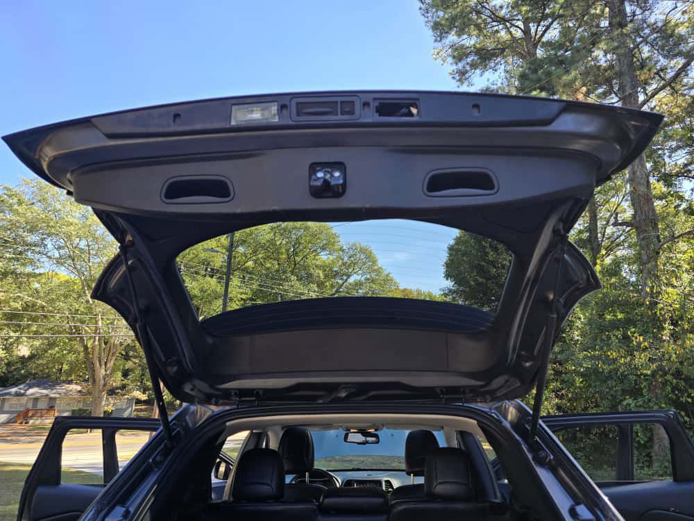 2016 Jeep Cherokee Image 26