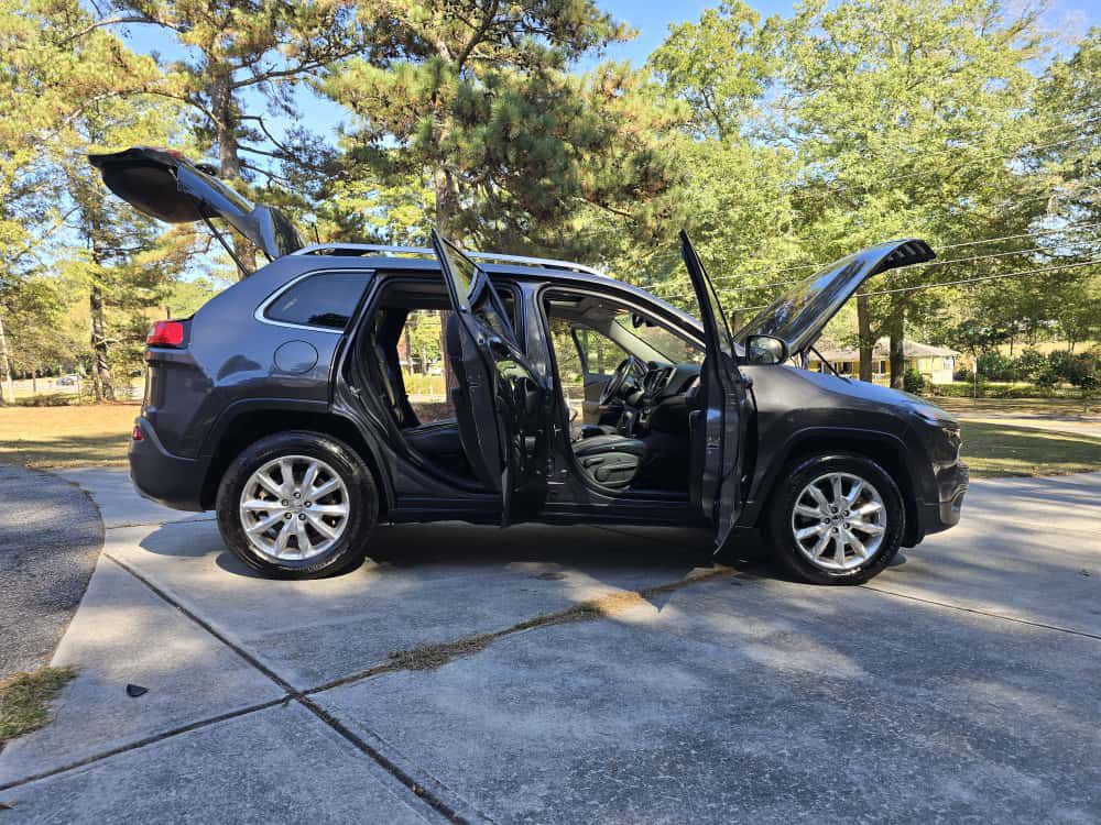 2016 Jeep Cherokee Image 36