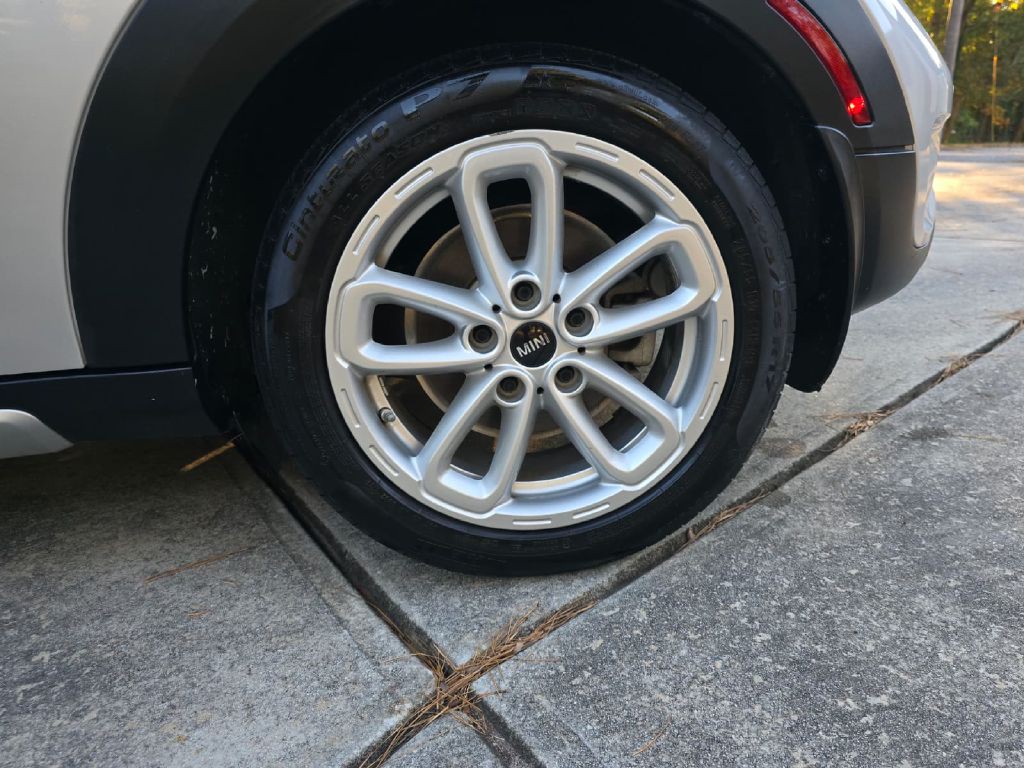 2016 MINI Cooper Image 11