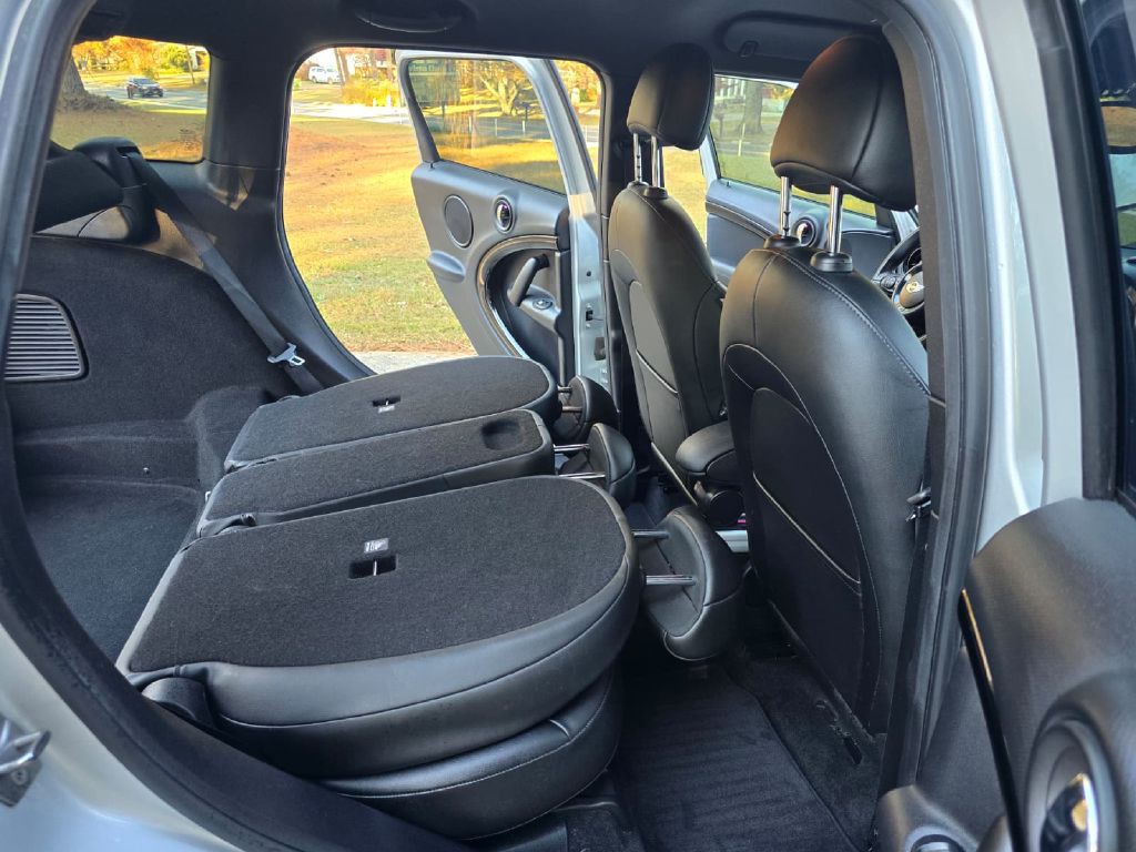 2016 MINI Cooper Image 20