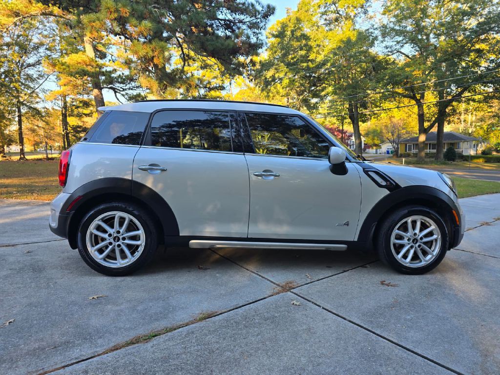 2016 MINI Cooper Image 37