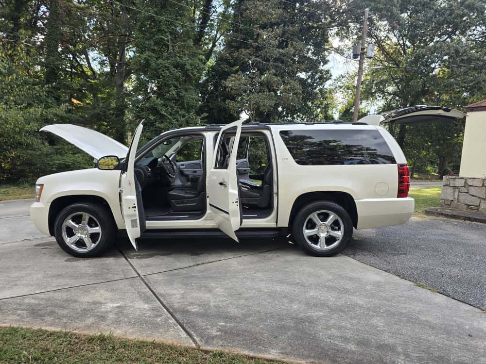 2014 Chevrolet Suburban Image 34