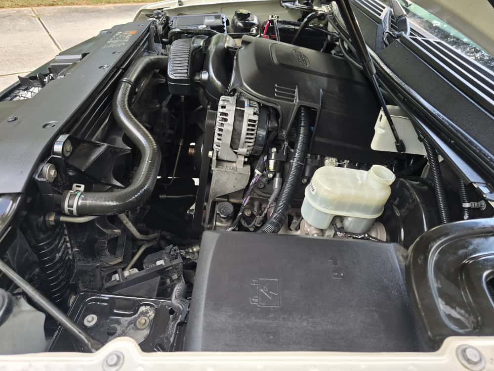 2014 Chevrolet Suburban Image 38