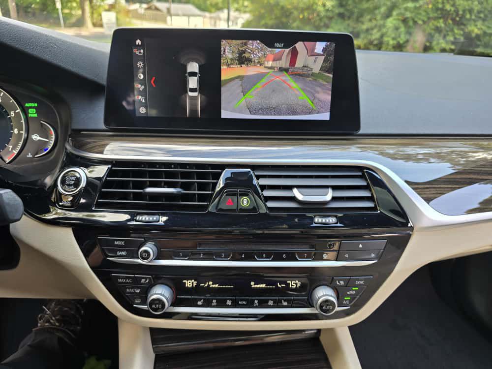 2019 BMW 5 Series Image 11