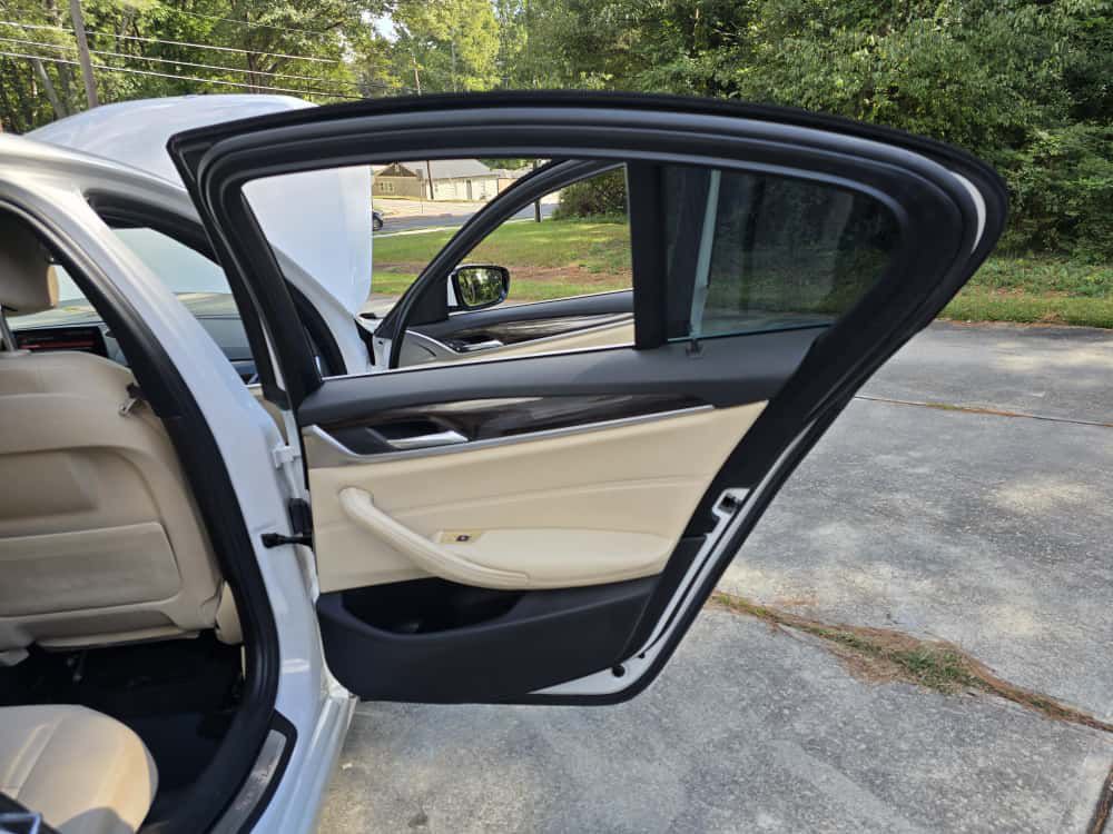 2019 BMW 5 Series Image 21