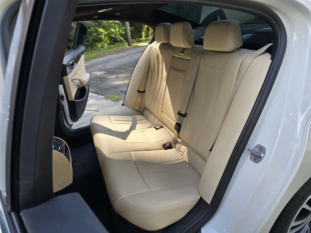 2019 BMW 5 Series Image 28