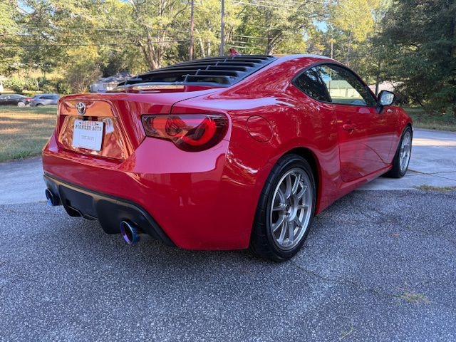 2013 Scion FR-S Image 15