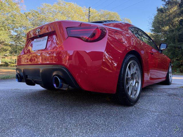 2013 Scion FR-S Image 16